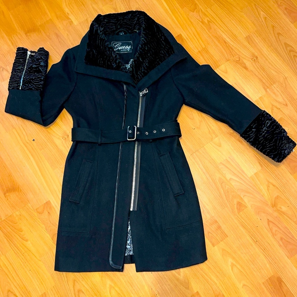 Guess Wool Blend Belted Coat Size Large Black Faux Fur Collar Cuffs Y2K Style